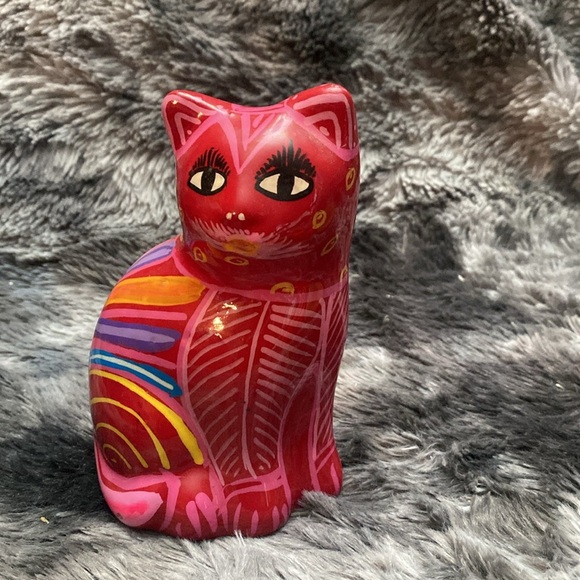 Folk Art Yellow Hand Painted Clay 
Cat Piggy Bank Floral Coin Bank - Picture 15 of 15